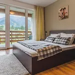 Local Hotel, Bw Signature Collection 3*