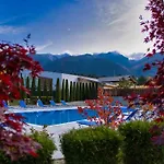 Local Hotel, Bw Signature Collection Hotel apartamentowy 3*