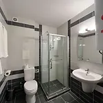 Local Hotel, Bw Signature Collection Hotel apartamentowy Bansko