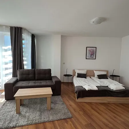 Local Hotel, Bw Signature Collection *