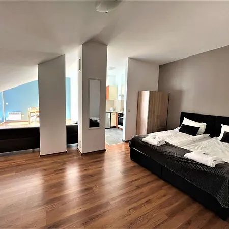 Local Hotel, Bw Signature Collection Aparthotel Bansko
