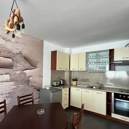 Local Hotel, Bw Signature Collection 3* Μπάνσκο
