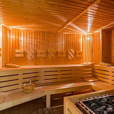 Local Hotel, Bw Signature Collection Apartmán