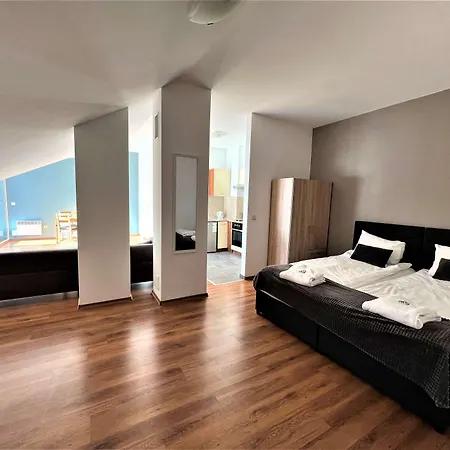 Local Hotel, Bw Signature Collection Apart-hotel