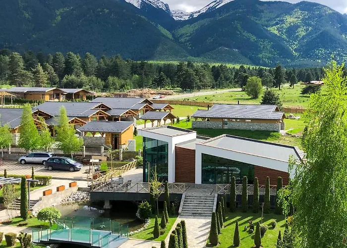 Local Hotel, Bw Signature Collection バンスコ