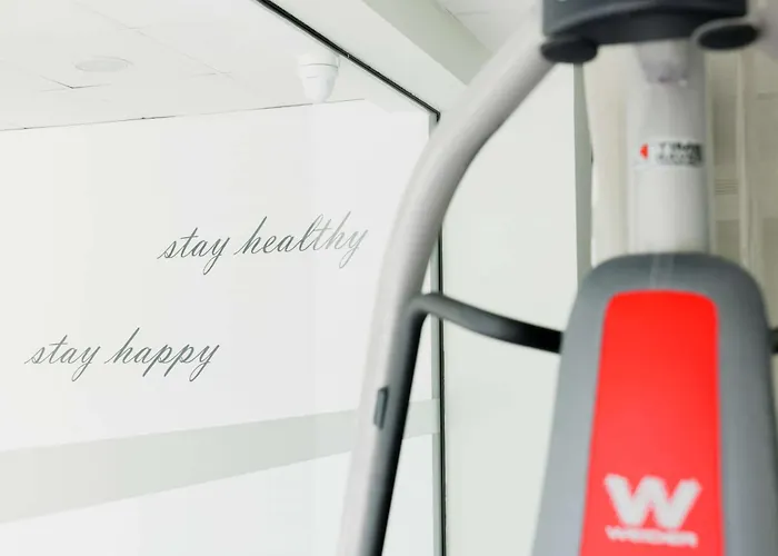 Local Hotel, Bw Signature Collection 3* バンスコ