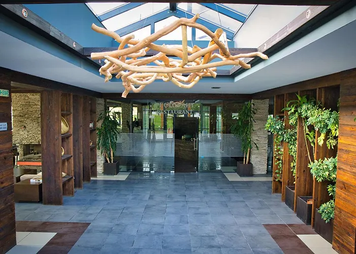 アパートホテル Local Hotel, Bw Signature Collection 3*