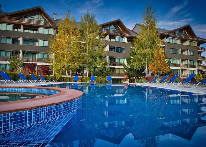 Local Hotel, Bw Signature Collection アパートホテル